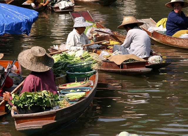 floating market bangkok